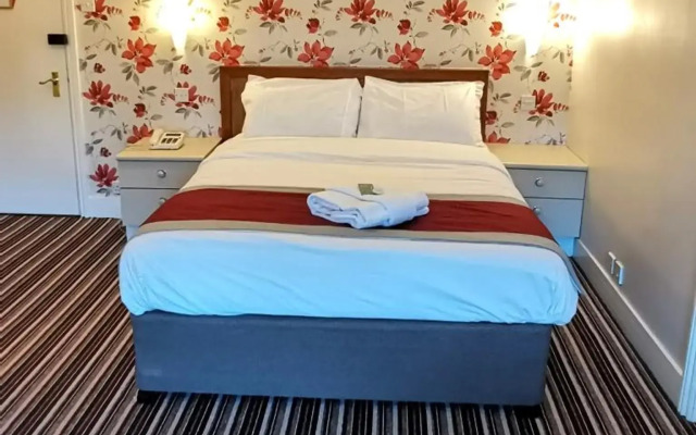 Russell Hotel
