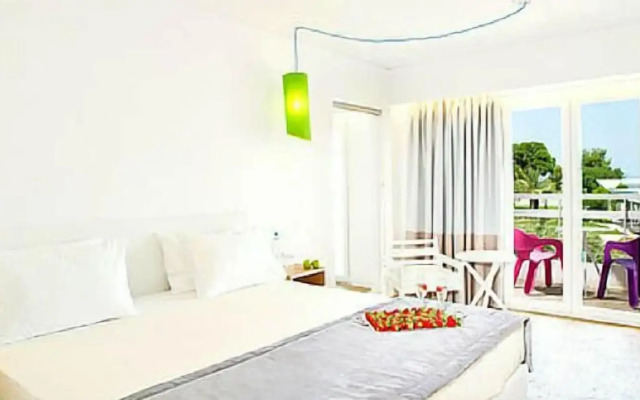 Marathon Beach Resort