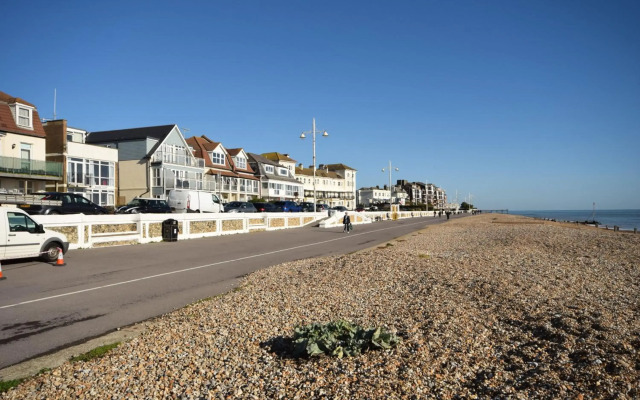 Marine Court - Bognor Regis
