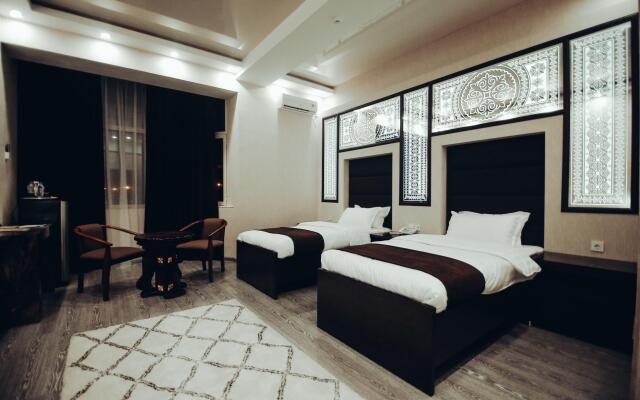 Hotel Safir