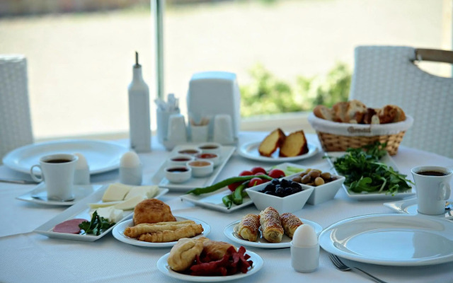 Cunda Kivrak Hotel