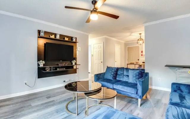 7 Mi to Downtown: Atlanta Home w/ Yard