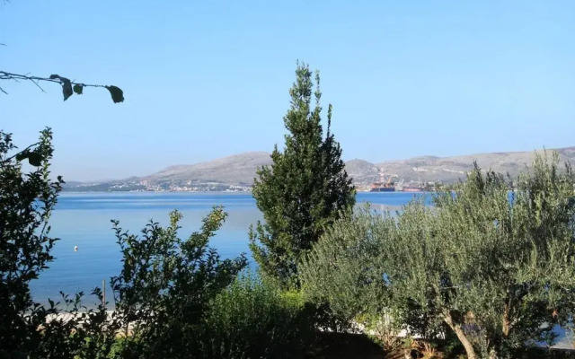 Natali - 5 M From the Beach - A6