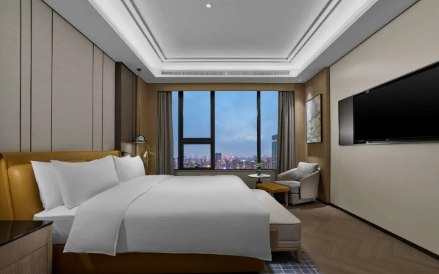 DoubleTree by Hilton Chengdu Riverside - Close to Panda Base and Chengdu East Railway