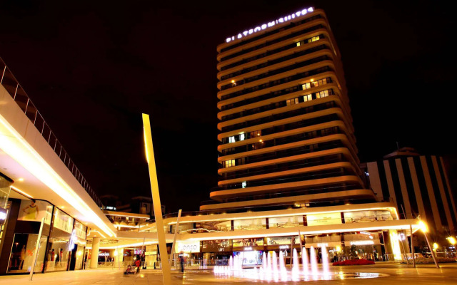 Platform Merter Suites