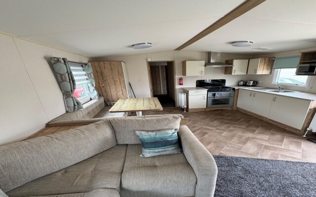 Captivating 3-bed Caravan Seton Sands