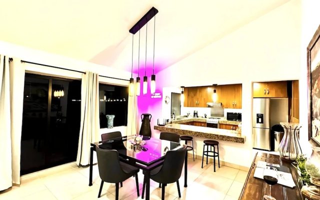 Ajijic 2 Bedroom Retreat -modern Centrally Located -bikes -gym -pickleball Court