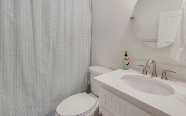 2 bedroom, Harrill Street