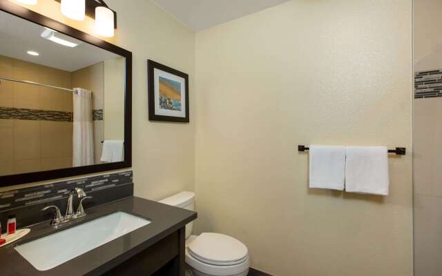 Days Inn by Wyndham Monterey-Fisherman's Wharf Aquarium