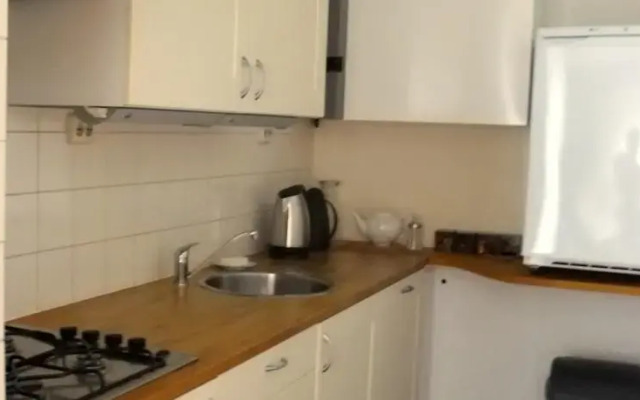 Rias Bed & Kitchen and Beyond