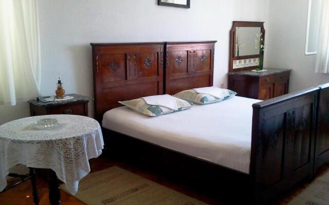 Rooms Liva - 60m from the sea