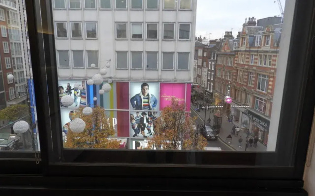 Oxford Street Apartment