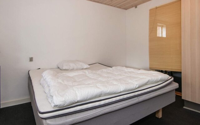 6 Person Holiday Home in Ringkobing-by Traum