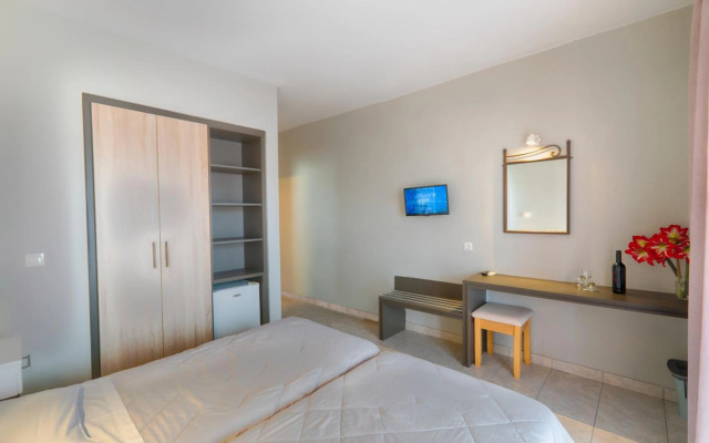 Louvre Hotel