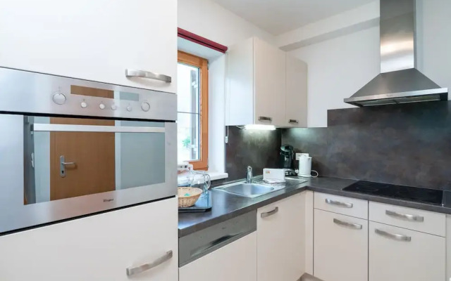 Cozy Apartment in Obertraun With Pool