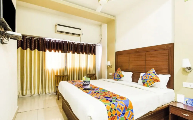 Collection O 4731 Hotel Surya Continental