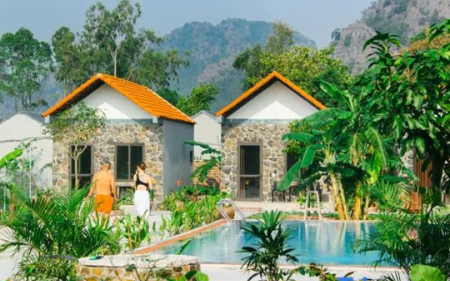 The Sam Home – Outside – Hoa Lu