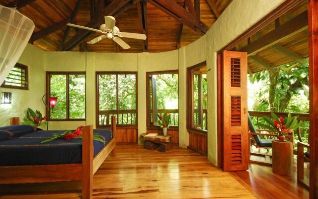 Playa Nicuesa Rainforest Lodge