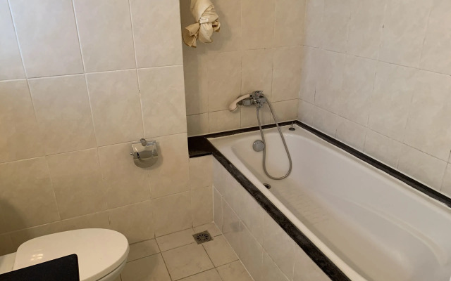 Coco Flower Village Serviced Apartment
