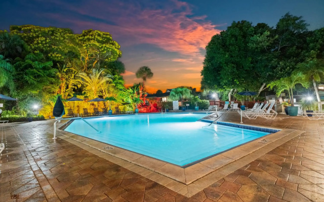 Park Shore Resort