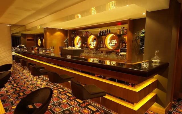 Grand Nur Plaza Hotel