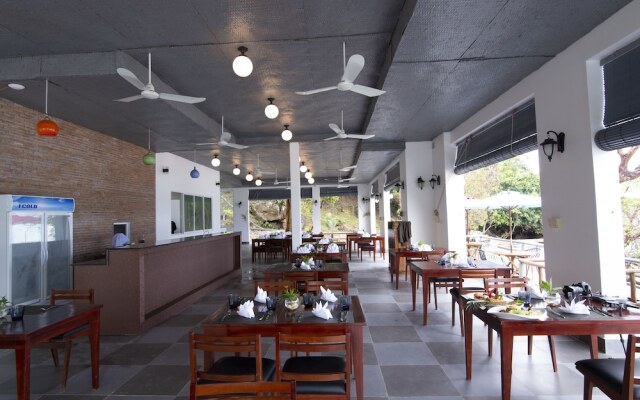 Pearl Beach Resort & Spa