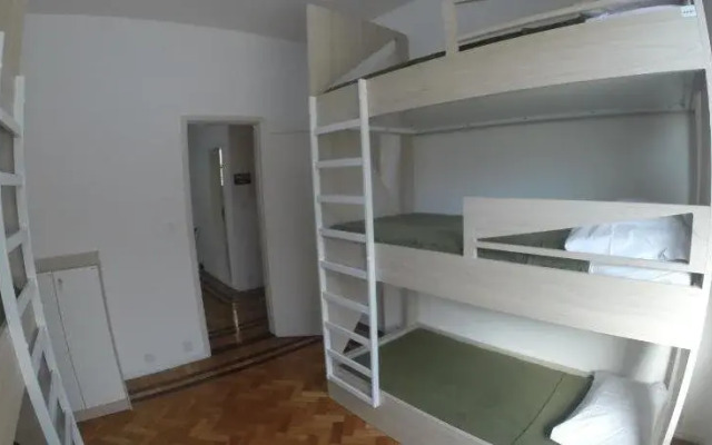 Graja Hostel