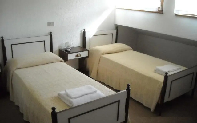 Nikoli - Hotel
