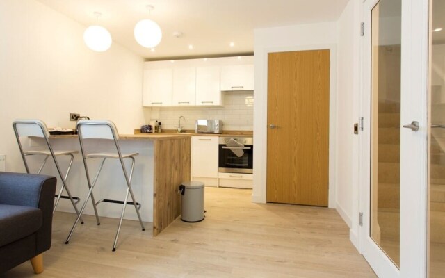 Remarkable 2-bed Apartment in Culross