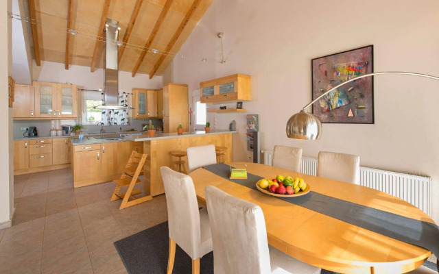 Olive Villa