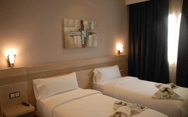Hotel A44