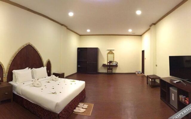 Royal Emerald River View Resort