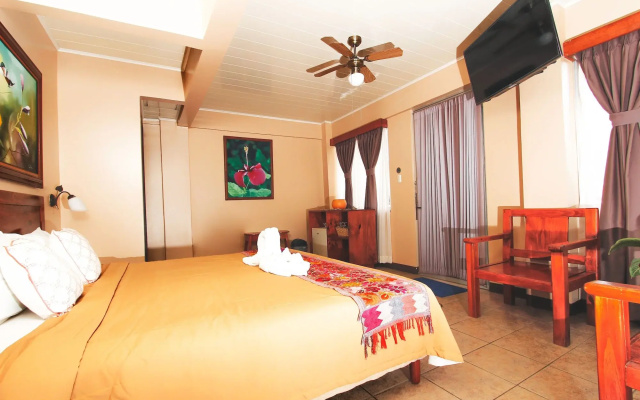 Hotel Las Colinas