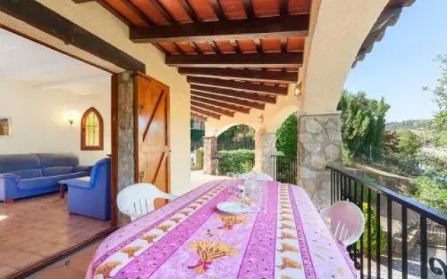 Holiday Home Cabanyes A412