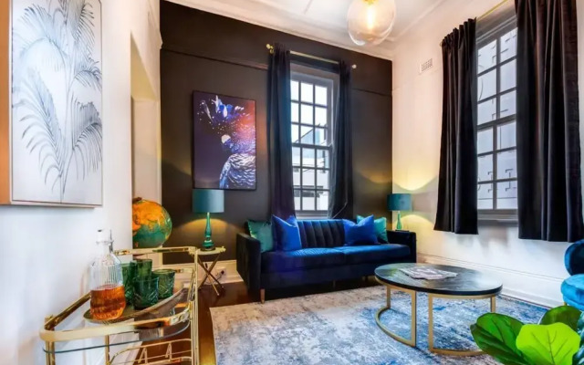 Avant Garde 1 Bedroom Apartment in Perth