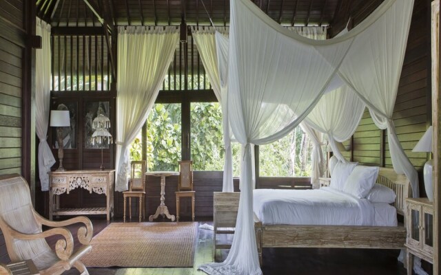 Citrus Tree Villas - Jean Francois