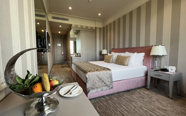 Kaya Izmir Thermal And Convention