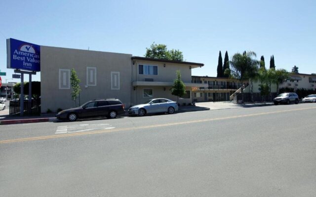 Americas Best Value Inn Visalia