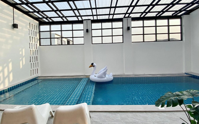Maerim Villa & Pool
