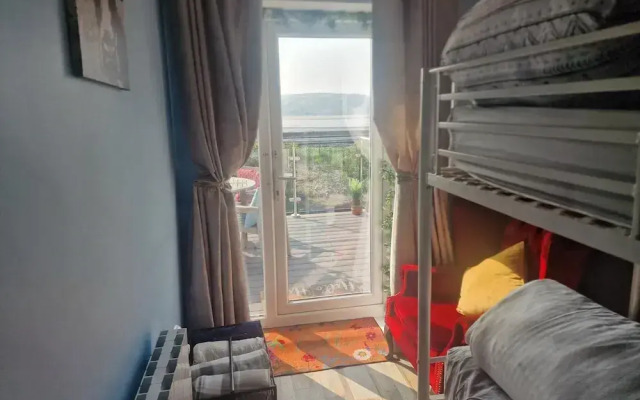 2br-sleeps4-balcony-petsok-parking-ferryside