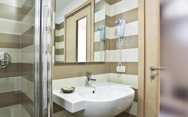 Apartment in Manerba with barbecue