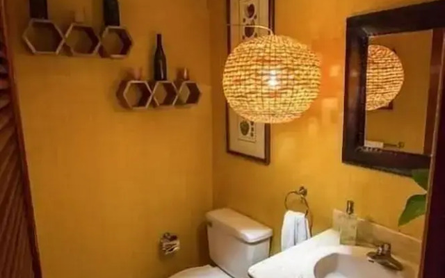 5BR 4.5BA Las Piñas CdC Villa by ASVR