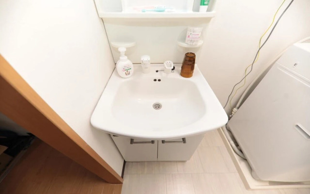 Omotenashi Usagi Apartment Shinsekai (15-11)