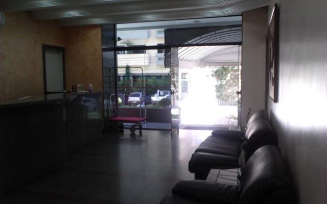 Columbia Residence