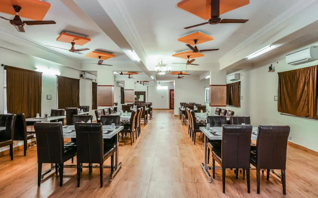 Hotel Naidu Grand by OYO Rooms