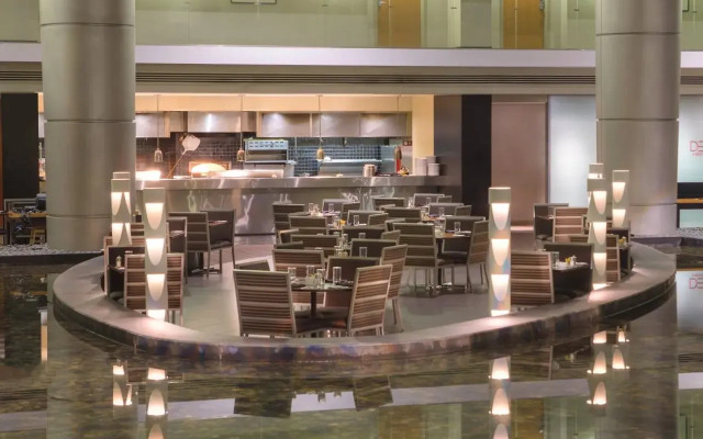 The Westin Detroit Metropolitan Airport