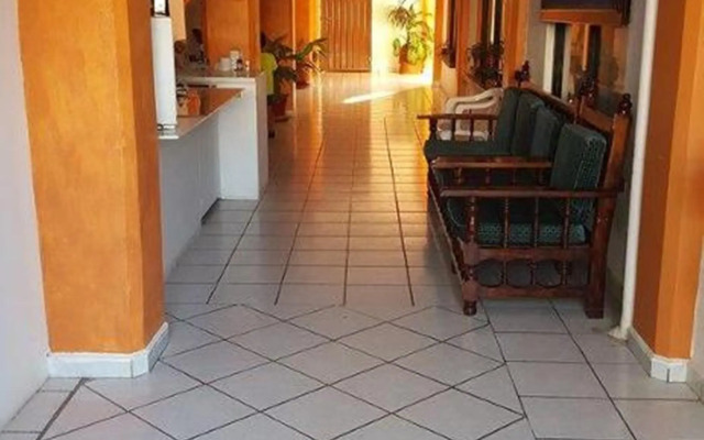 Hotel Suites Tropicana Ixtapa