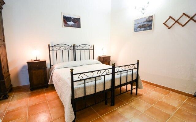 Tenuta Santicuti