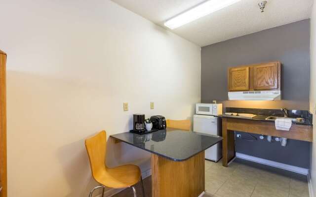 Studio 6 Statesboro, GA