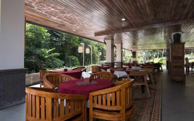 ZEN Premium Pegosekan Ubud 3